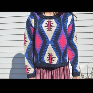 Abstract geometric vintage sweater 🩷